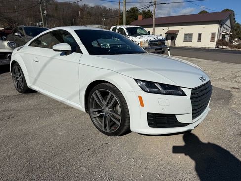 Used 2017 Audi TT 2.0T w/ Technology Package image 5