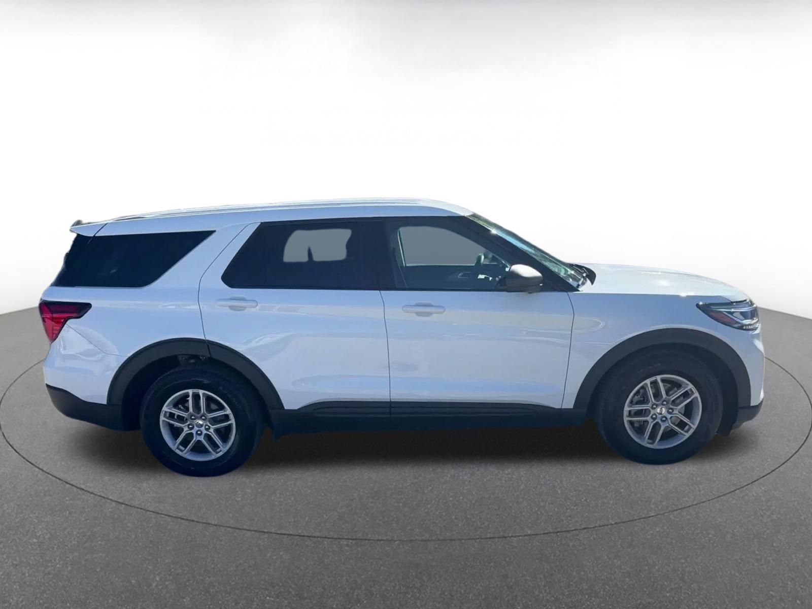 Used 2026 Ford Explorer Active RWD image 15
