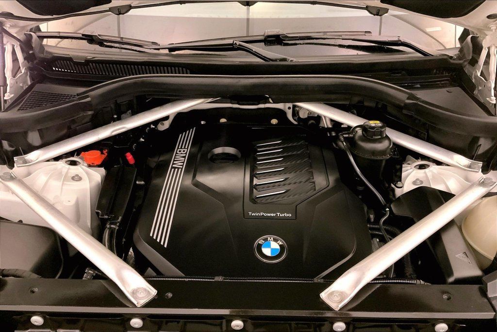 Used 2020 BMW X6 xDrive40i w/ M Sport Package AWD/4WD image 9