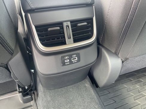 Used 2025 Subaru Legacy Premium image 12