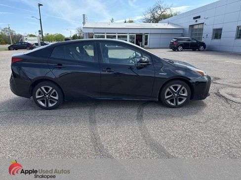 Used 2020 Toyota Prius XLE w/ Advanced Technology Package FWD image 6