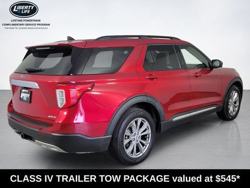 Used 2023 Ford Explorer XLT w/ Equipment Group 202A AWD/4WD image 4