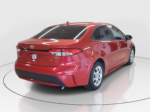 Used 2020 Toyota Corolla LE image 7
