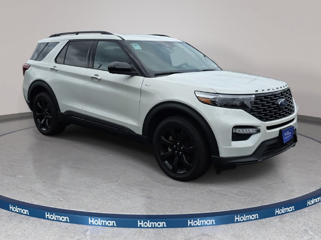 Certified 2023 Ford Explorer ST-Line w/ Class IV Trailer Tow Package AWD/4WD image 3