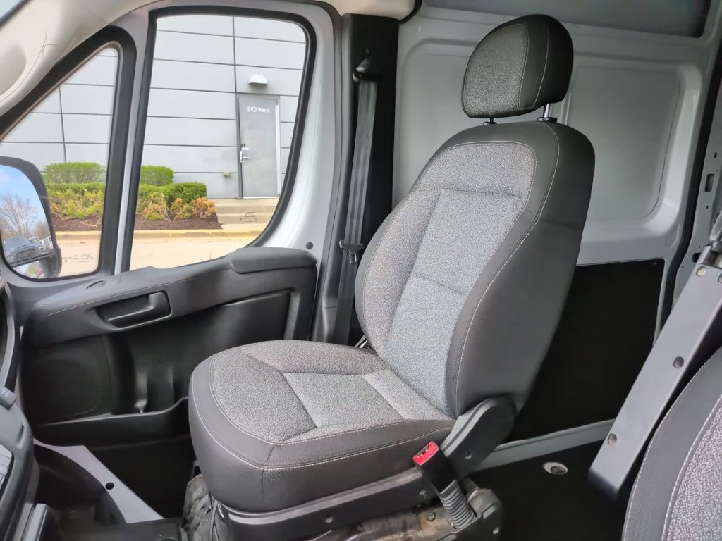 New 2025 RAM ProMaster 2500 w/ Convenience Group FWD image 30