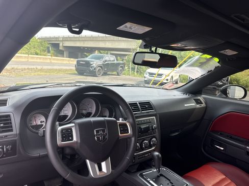 Used 2013 Dodge Challenger R/T Plus RWD image 14