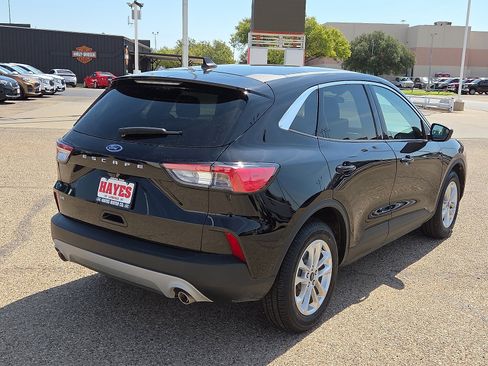 Used 2022 Ford Escape SE w/ Convenience Package image 4