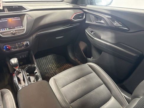 Used 2022 Chevrolet TrailBlazer RS FWD image 20