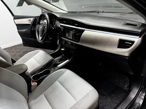 Used 2016 Toyota Corolla LE image 56