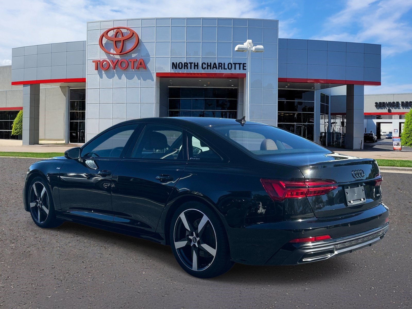 Used 2021 Audi A6 Premium Plus w/ Premium Plus Package AWD/4WD image 4