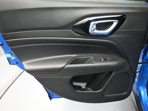 New 2026 Jeep Compass Latitude image 39