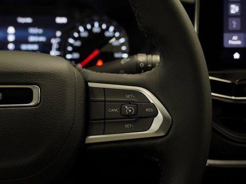 New 2026 Jeep Compass Latitude AWD/4WD image 28