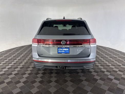 Used 2025 Volkswagen Atlas SE AWD/4WD image 7