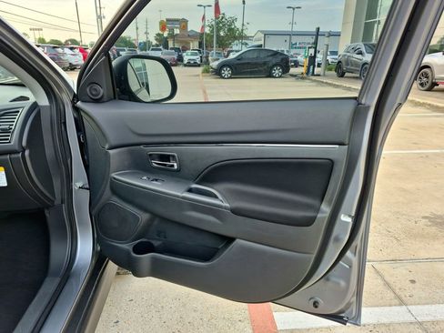 New 2026 Mitsubishi Outlander Sport LE AWD/4WD image 24