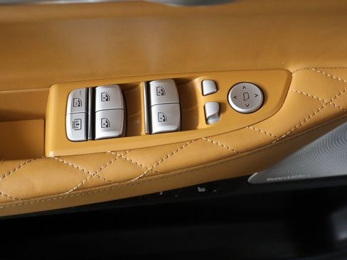 Used 2020 BMW M760i xDrive w/ Luxury Rear Seating Package AWD/4WD image 40