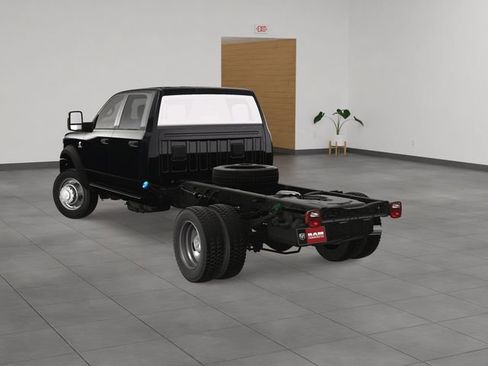 New 2025 RAM 4500 Tradesman image 5