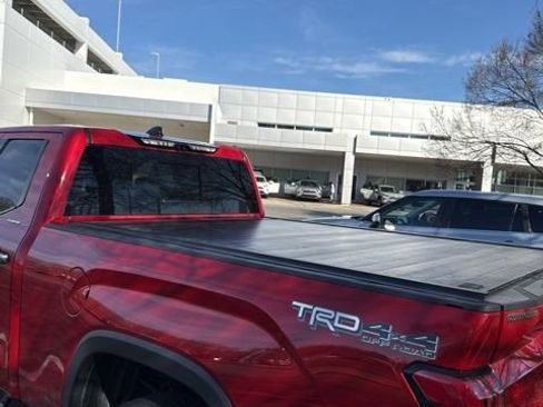 Used 2022 Toyota Tundra Limited image 6