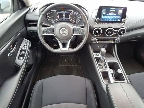 Used 2022 Nissan Sentra SV w/ Trunk Package image 21