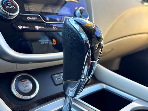 Used 2022 Nissan Murano Platinum w/ Cargo Package image 21