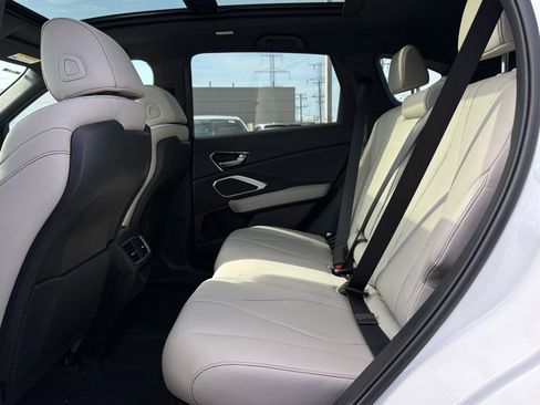 New 2026 Acura RDX SH-AWD image 19