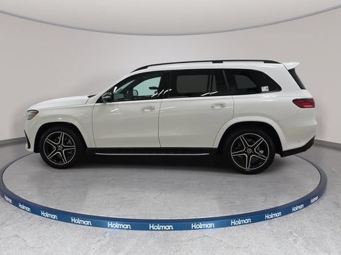 Used 2025 Mercedes-Benz GLS 450 4MATIC image 9