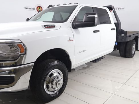 Used 2024 RAM 3500 SLT w/ Quick Order Package 2YG SLT AWD/4WD image 44