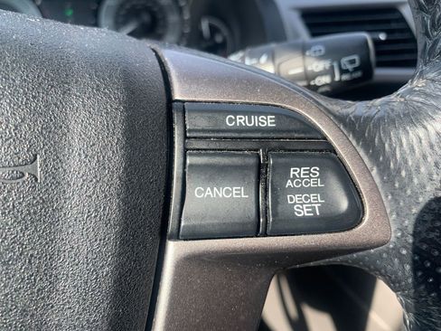 Used 2016 Honda Odyssey EX-L image 17