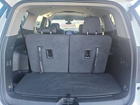 Used 2023 GMC Acadia SLE w/ Driver Convenience Package image 22