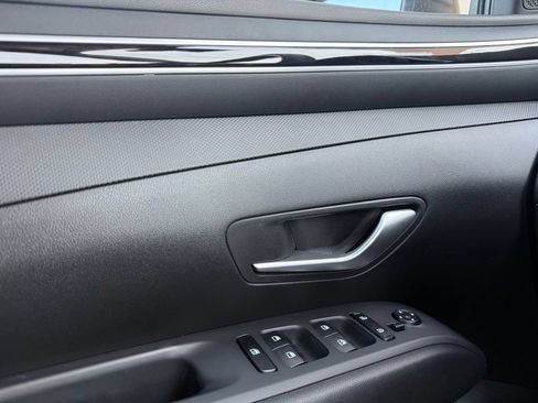 Certified 2024 Hyundai Tucson SEL FWD image 12