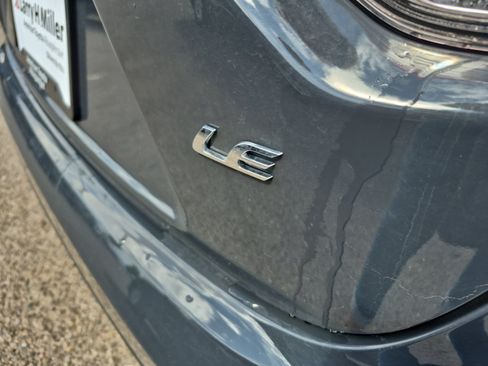 Used 2025 Toyota Corolla LE FWD image 23