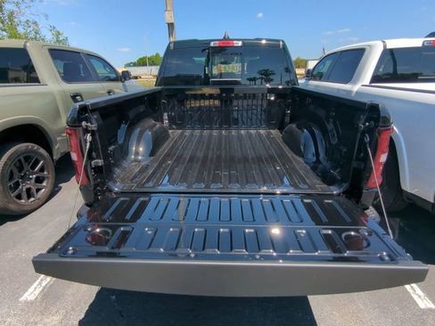 New 2026 RAM 1500 4x4 Crew Cab image 14
