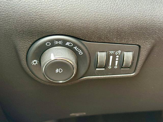 Used 2025 Jeep Compass Limited AWD/4WD image 26