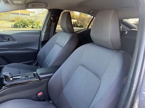 Used 2023 Toyota Prius LE image 21