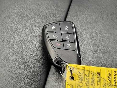 Used 2022 Chevrolet Tahoe LT w/ Luxury Package AWD/4WD image 34