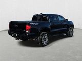 Used 2016 Toyota Tacoma TRD Sport image 5