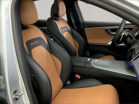 Certified 2025 Mercedes-Benz E 53 AMG e 4MATIC Sedan image 29