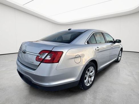 Used 2010 Ford Taurus SEL FWD image 2