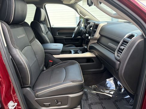 Used 2024 RAM 3500 Laramie AWD/4WD image 24