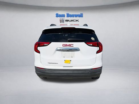 Used 2021 GMC Terrain SLE w/ Driver Convenience Package FWD image 8