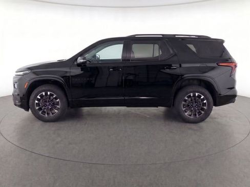 Used 2025 Chevrolet Traverse Z71 w/ Enhanced Driving Package AWD/4WD image 4