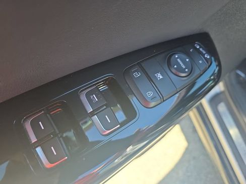 Used 2022 Kia Sportage Nightfall Edition w/ Nightfall Fwd Premium Package image 27