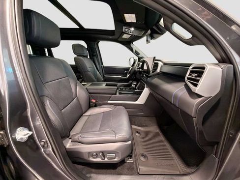 Certified 2025 Toyota Tundra Platinum image 22