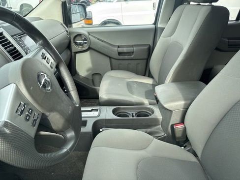 Used 2015 Nissan Xterra S w/ Value Package AWD/4WD image 5