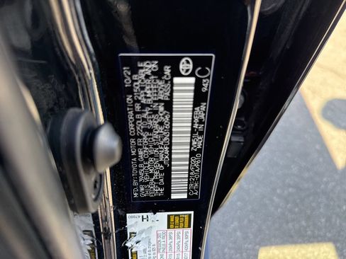 Used 2022 Toyota Prius LE FWD image 13