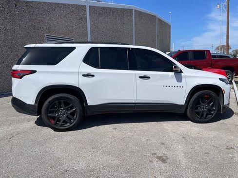Certified 2023 Chevrolet Traverse Premier w/ Redline Edition image 5