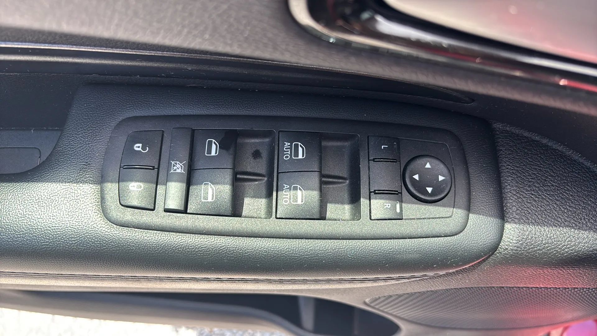 Used 2023 Dodge Durango SXT AWD/4WD image 20