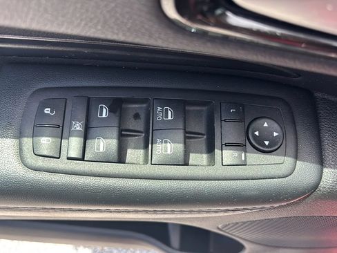 Used 2023 Dodge Durango SXT AWD/4WD image 20