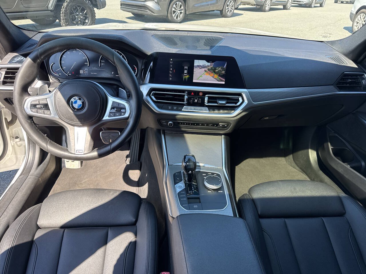 Used 2020 BMW 330i Sedan w/ M Sport Package RWD image 2