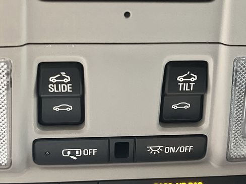 Certified 2023 GMC Acadia AT4 w/ Preferred Package image 29