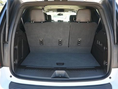 Used 2023 Chevrolet Tahoe LT w/ Luxury Package image 22